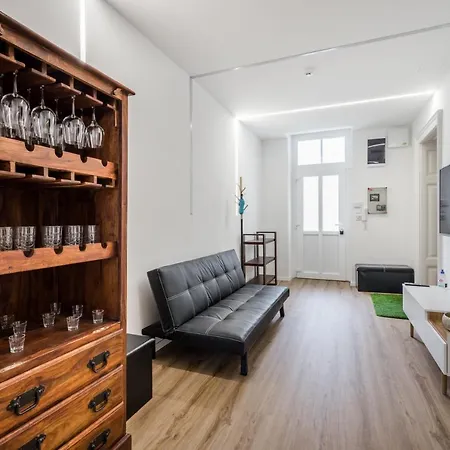 Apartment Bpr Stylish Vagabond With Ac *