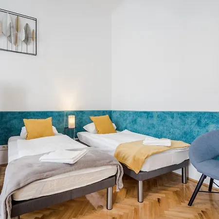Apartment Bpr Stylish Vagabond With Ac
