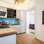 Stylish Vagabond - 3br, 2 Bathrooms, Ac,