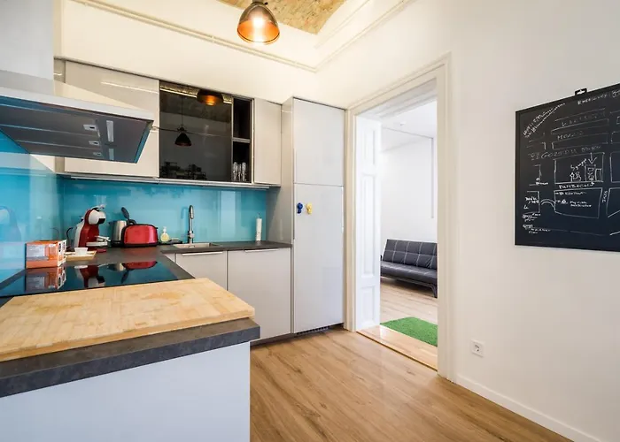 Stylish Vagabond With Ac