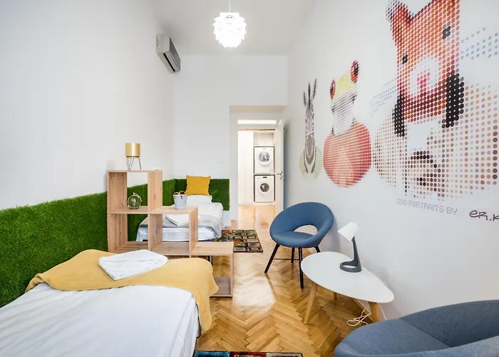 Stylish Vagabond With Ac *