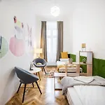 Stylish Vagabond - 3br, 2 Bathrooms, Ac, Appartamento *