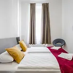 Stylish Vagabond - 3br, 2 Bathrooms, Ac, Appartamento